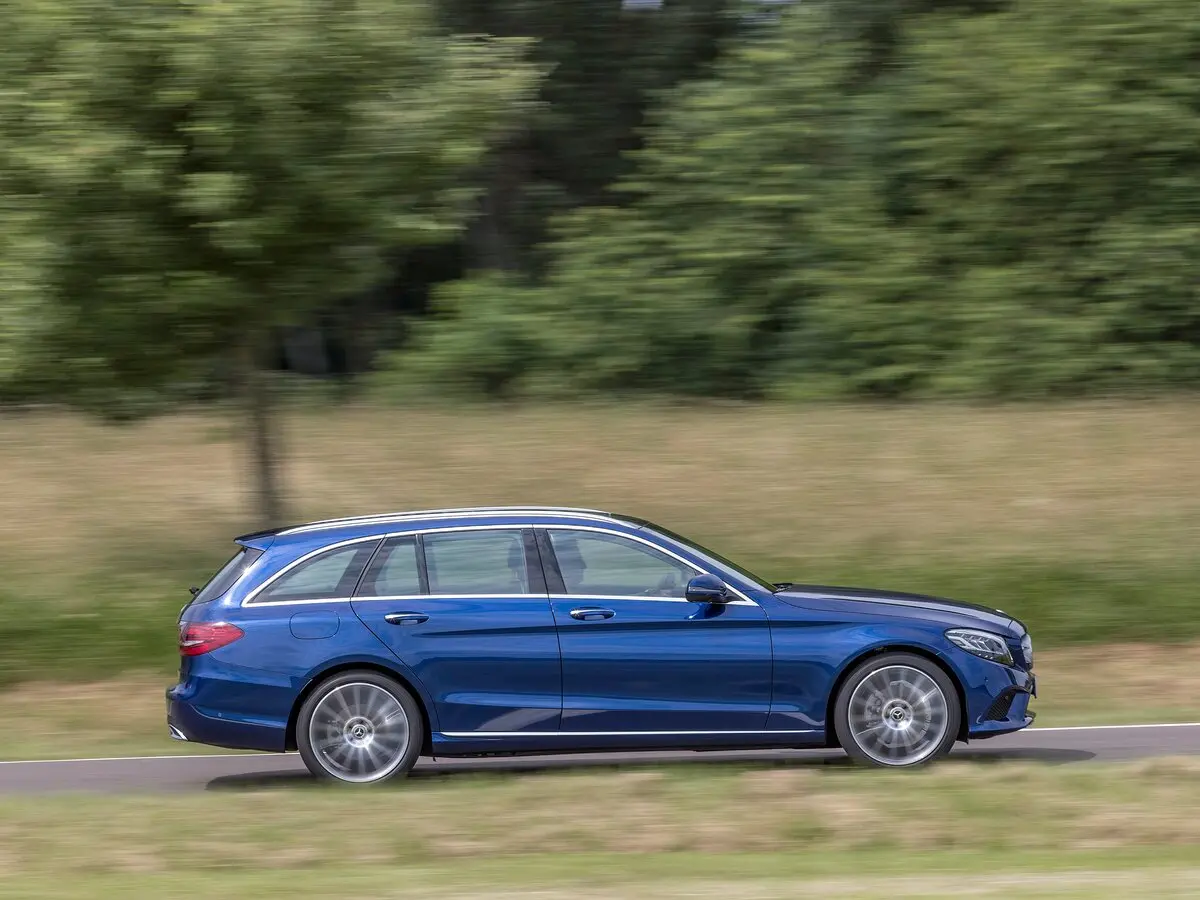 Mercedes-Benz C-Класс IV (W205) Рестайлинг Универсал 5 дв. — 照片 2