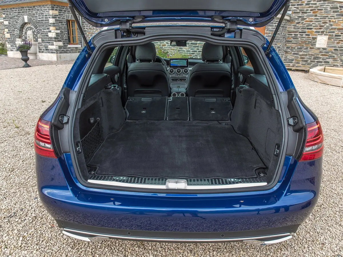 Mercedes-Benz C-Класс IV (W205) Рестайлинг Универсал 5 дв. — 照片 10