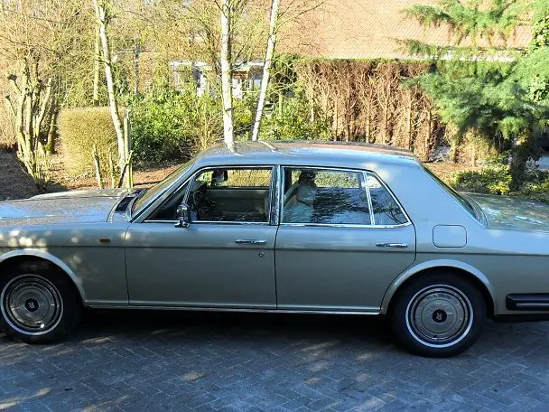 Rolls-Royce Silver Spirit Mark I Седан — сүрөт 2