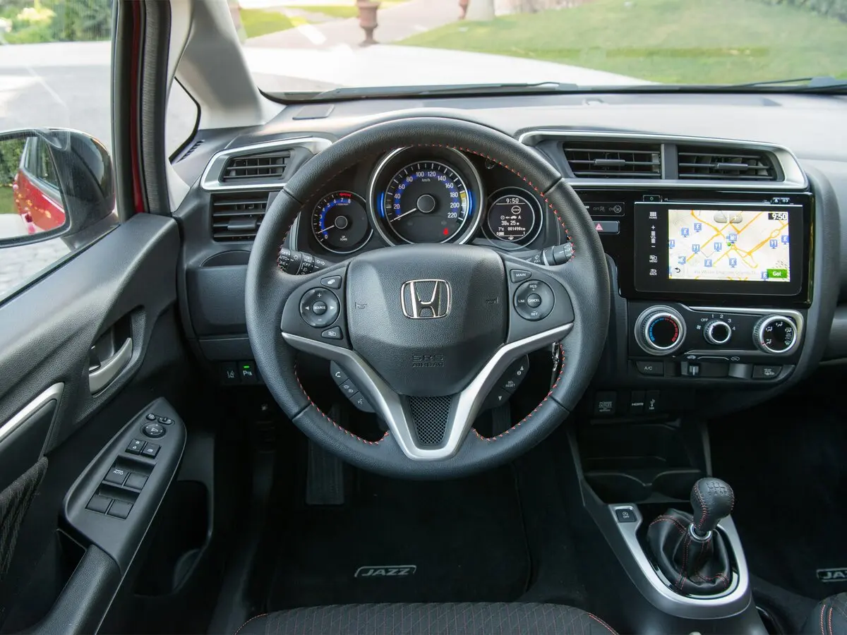 Honda Jazz III Рестайлинг Хэтчбек 5 дв. — фото 8