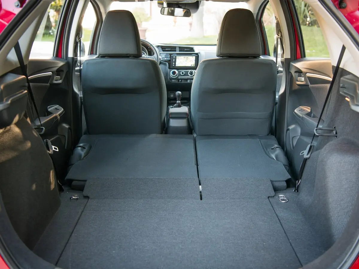 Honda Jazz III Рестайлинг Хэтчбек 5 дв. — фото 11