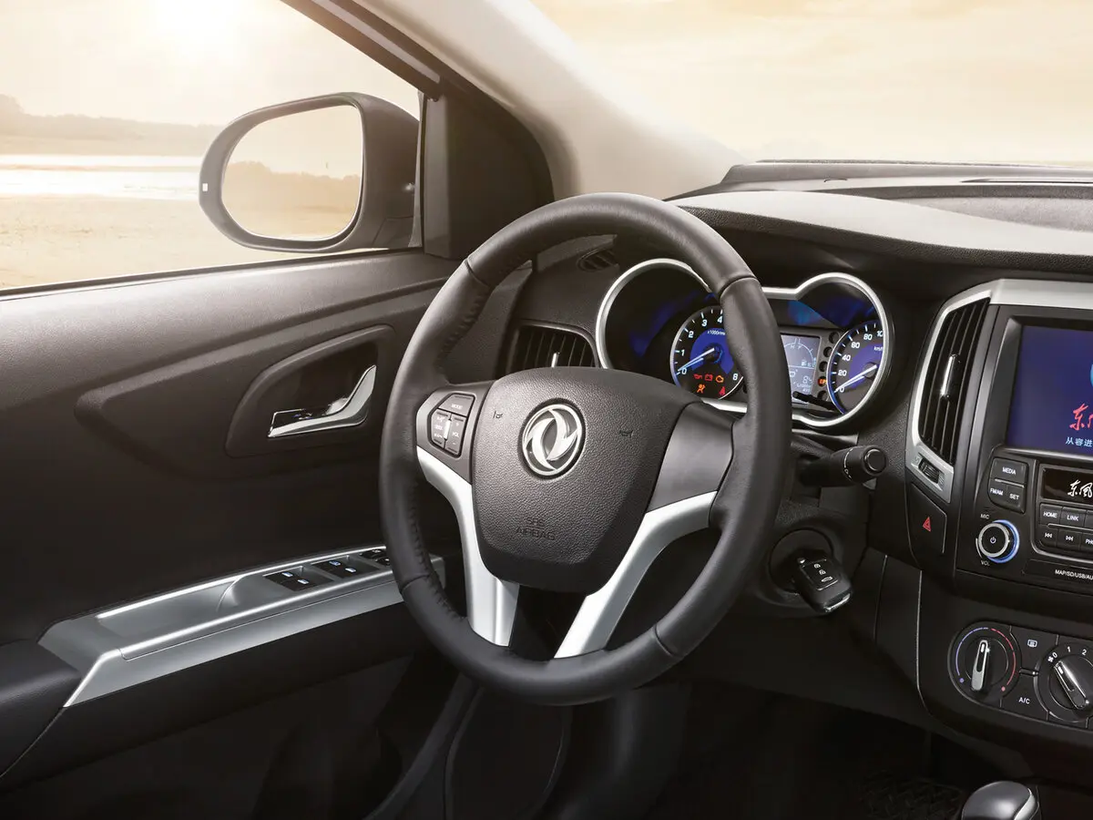 Dongfeng A30 I Седан — сүрөт 9