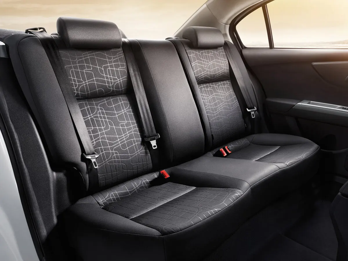 Dongfeng A30 I Седан — сүрөт 11