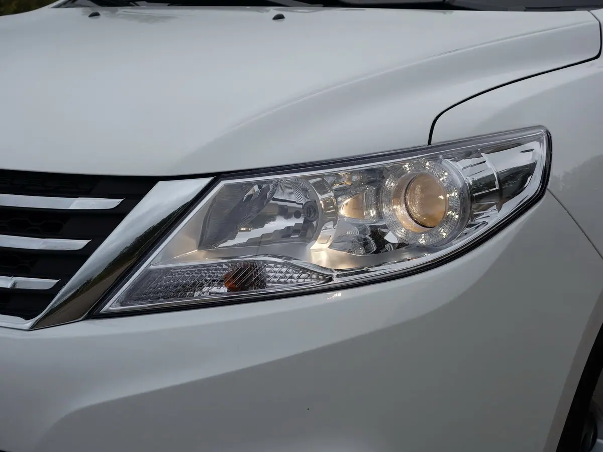 Dongfeng A30 I Седан — сүрөт 14