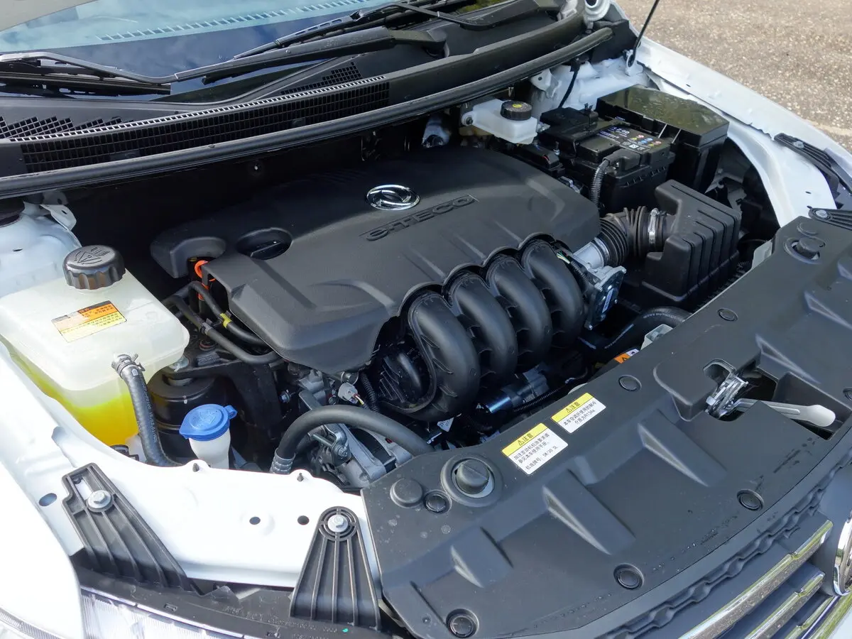Dongfeng A30 I Седан — сүрөт 17