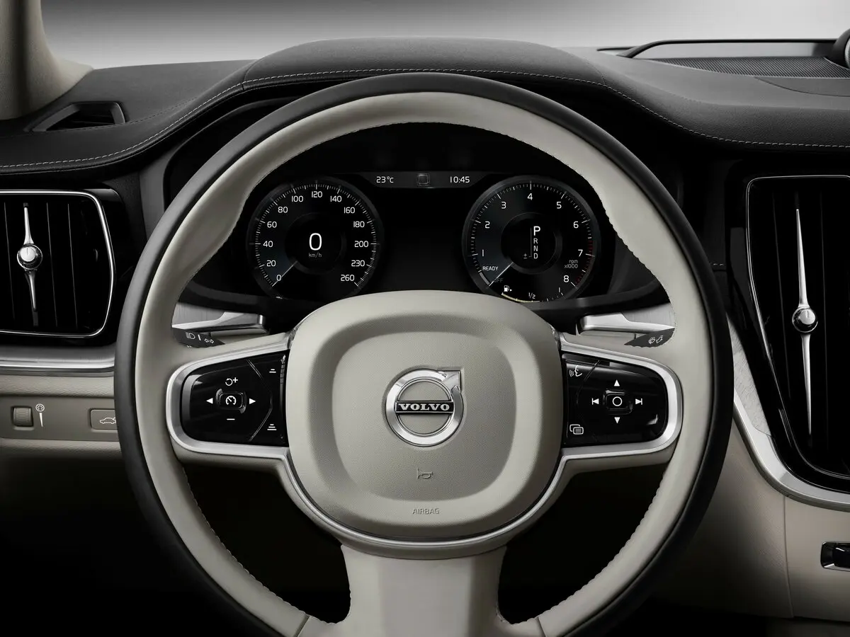 Volvo S60 III Седан — сүрөт 10