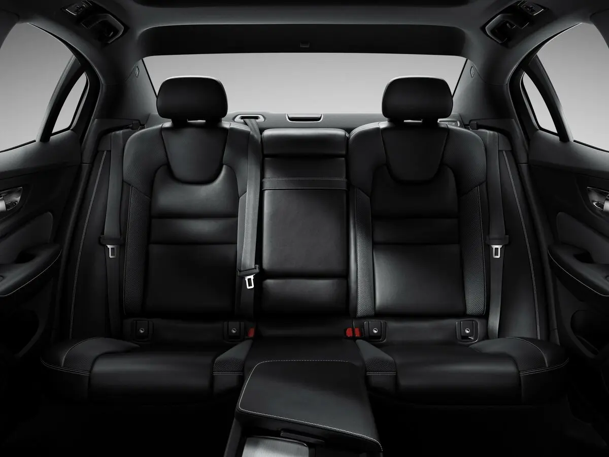 Volvo S60 III Седан — сүрөт 12