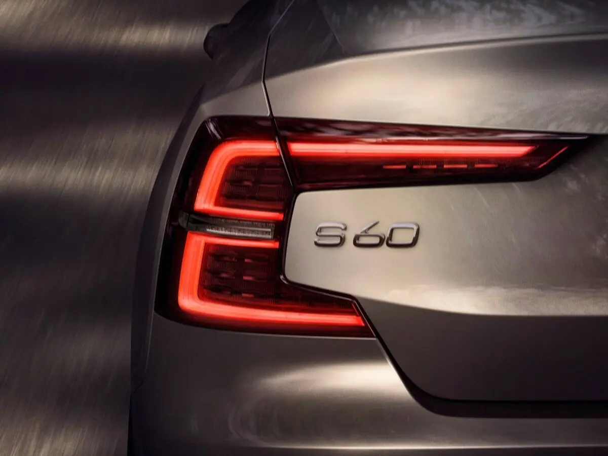 Volvo S60 III Седан — сүрөт 18
