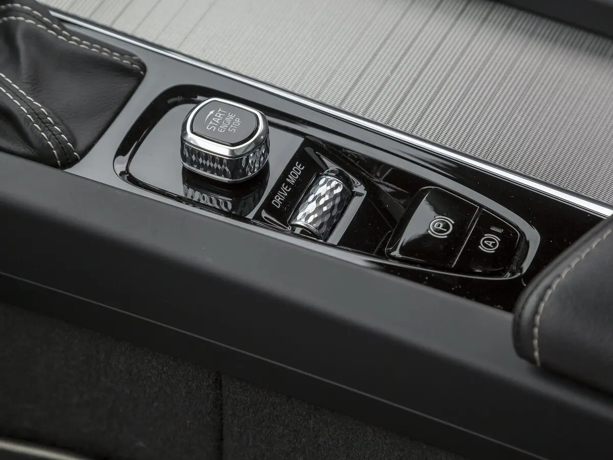 Volvo S60 III Седан — сүрөт 40