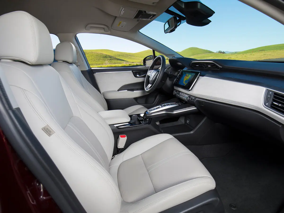 Honda Clarity II Седан — photo 7