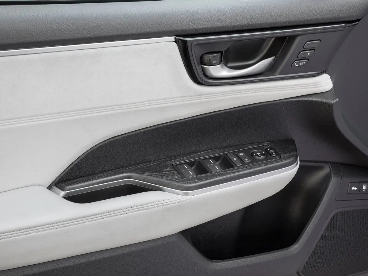 Honda Clarity II Седан — photo 12