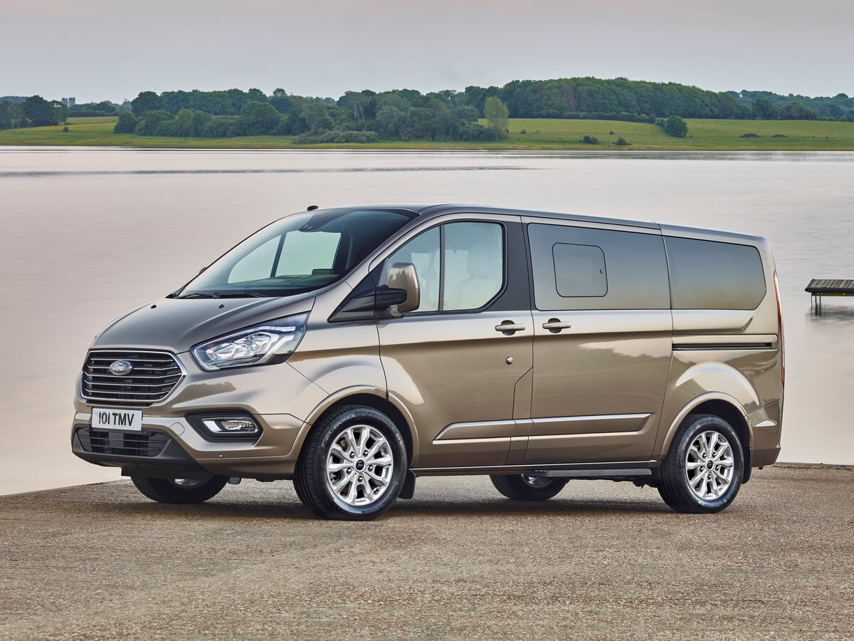 Ford Tourneo Custom I Рестайлинг Минивэн SWB