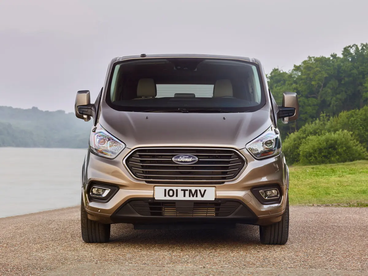 Ford Tourneo Custom I Рестайлинг Минивэн SWB — сүрөт 3