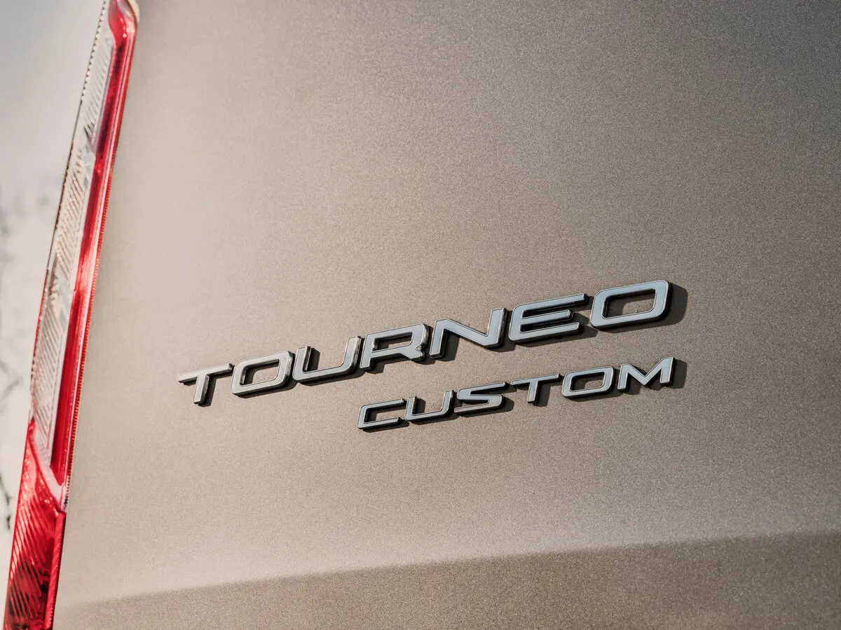Ford Tourneo Custom I Рестайлинг Минивэн SWB — сүрөт 13