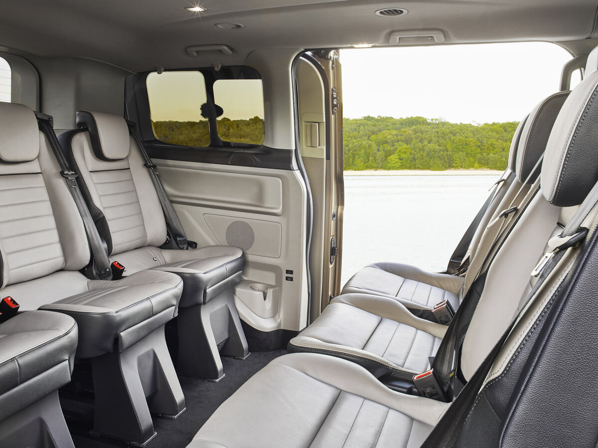 Ford Tourneo Custom I Рестайлинг Минивэн LWB — фото 12
