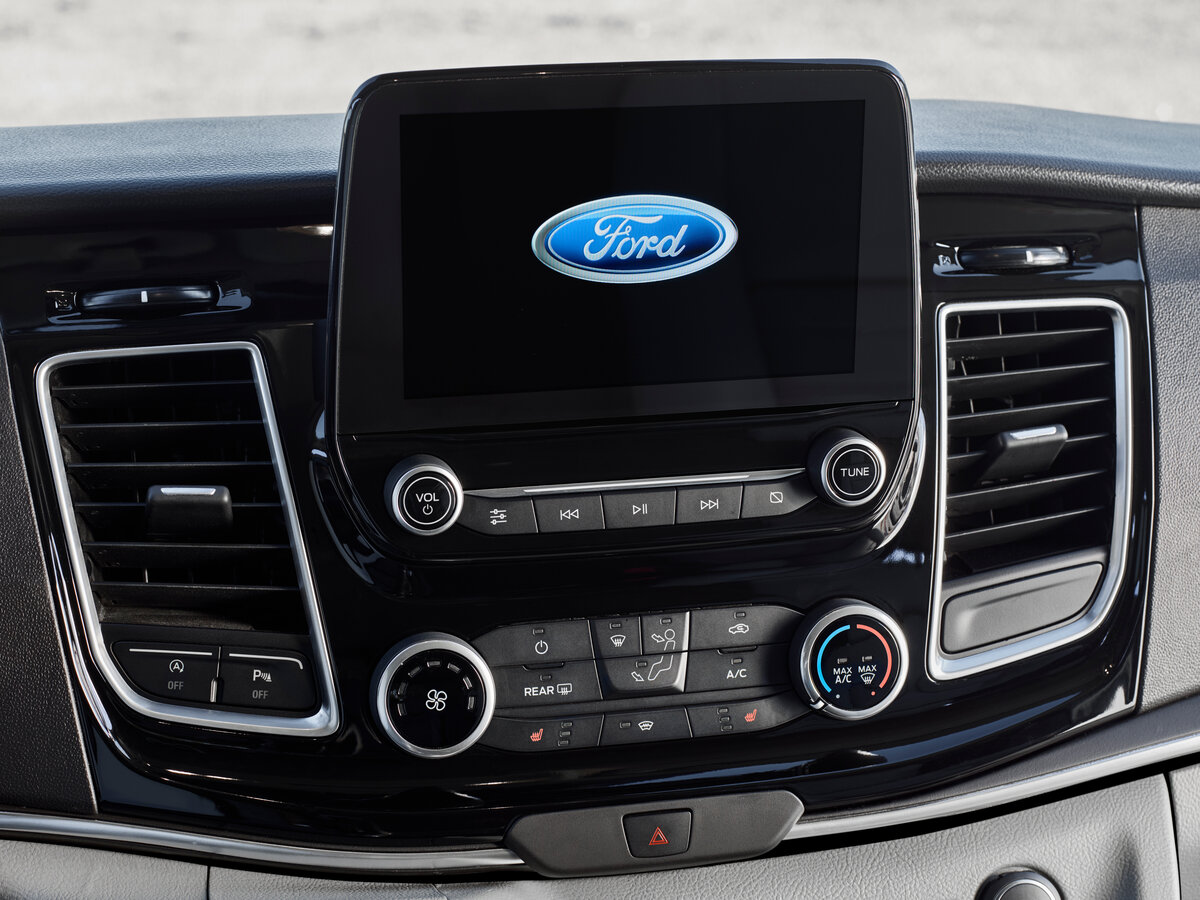 Ford Tourneo Custom I Рестайлинг Минивэн LWB — фото 16