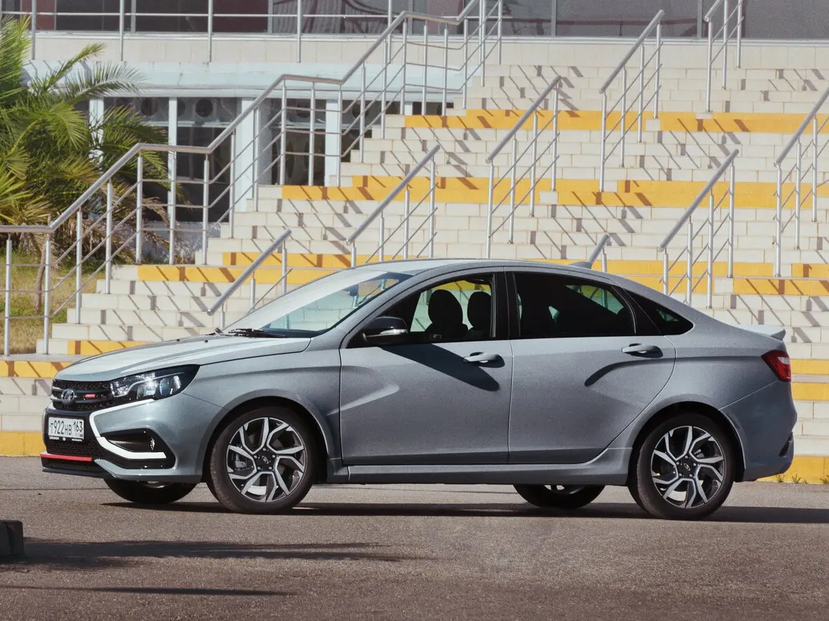 Lada (ВАЗ) Vesta I Седан Sport — сүрөт 2