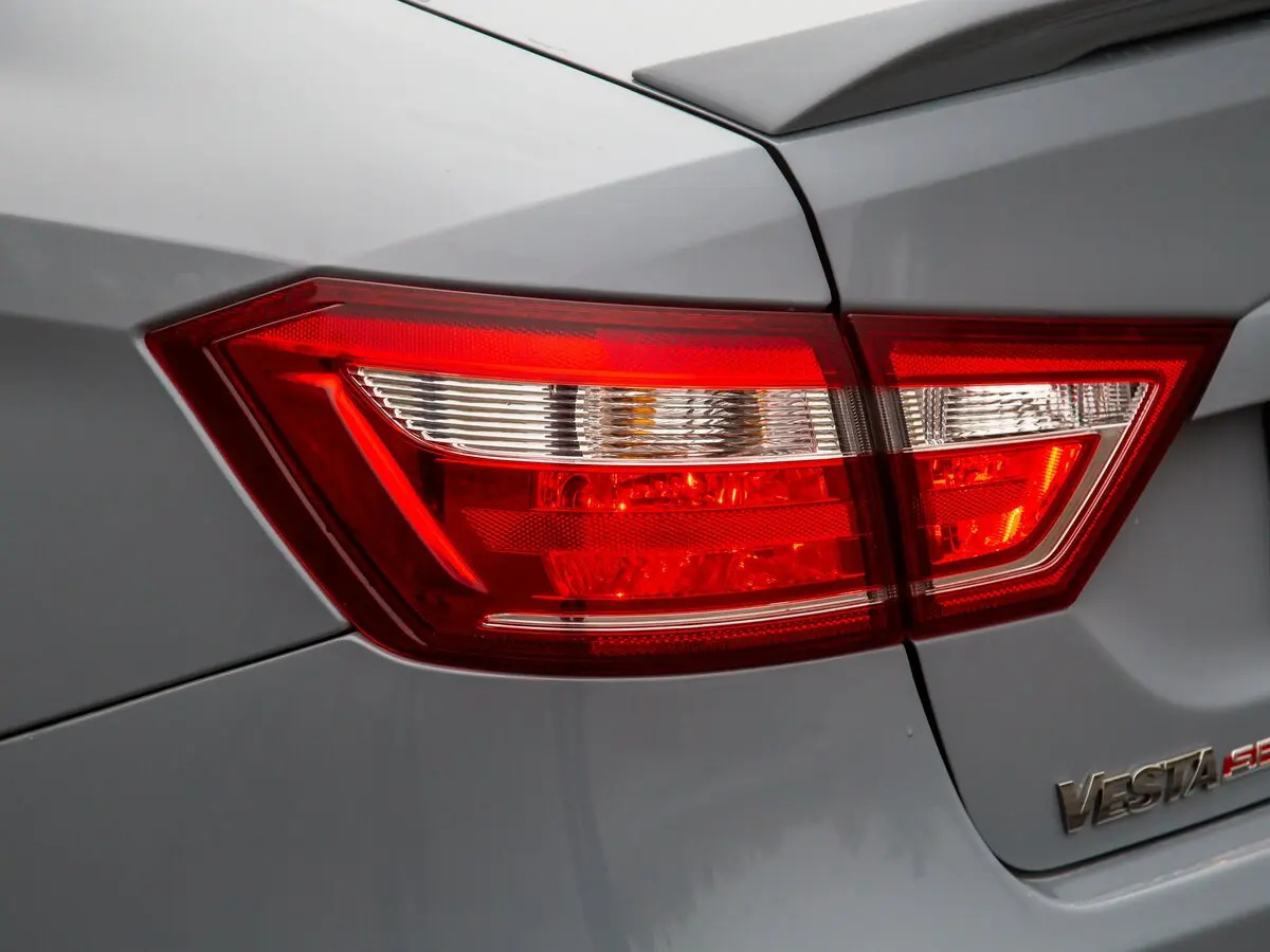 Lada (ВАЗ) Vesta I Седан Sport — сүрөт 32