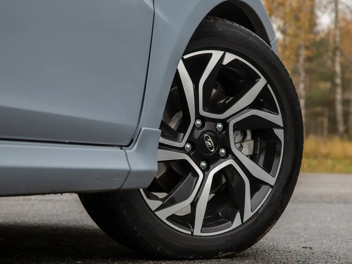 Lada (ВАЗ) Vesta I Седан Sport — сүрөт 35