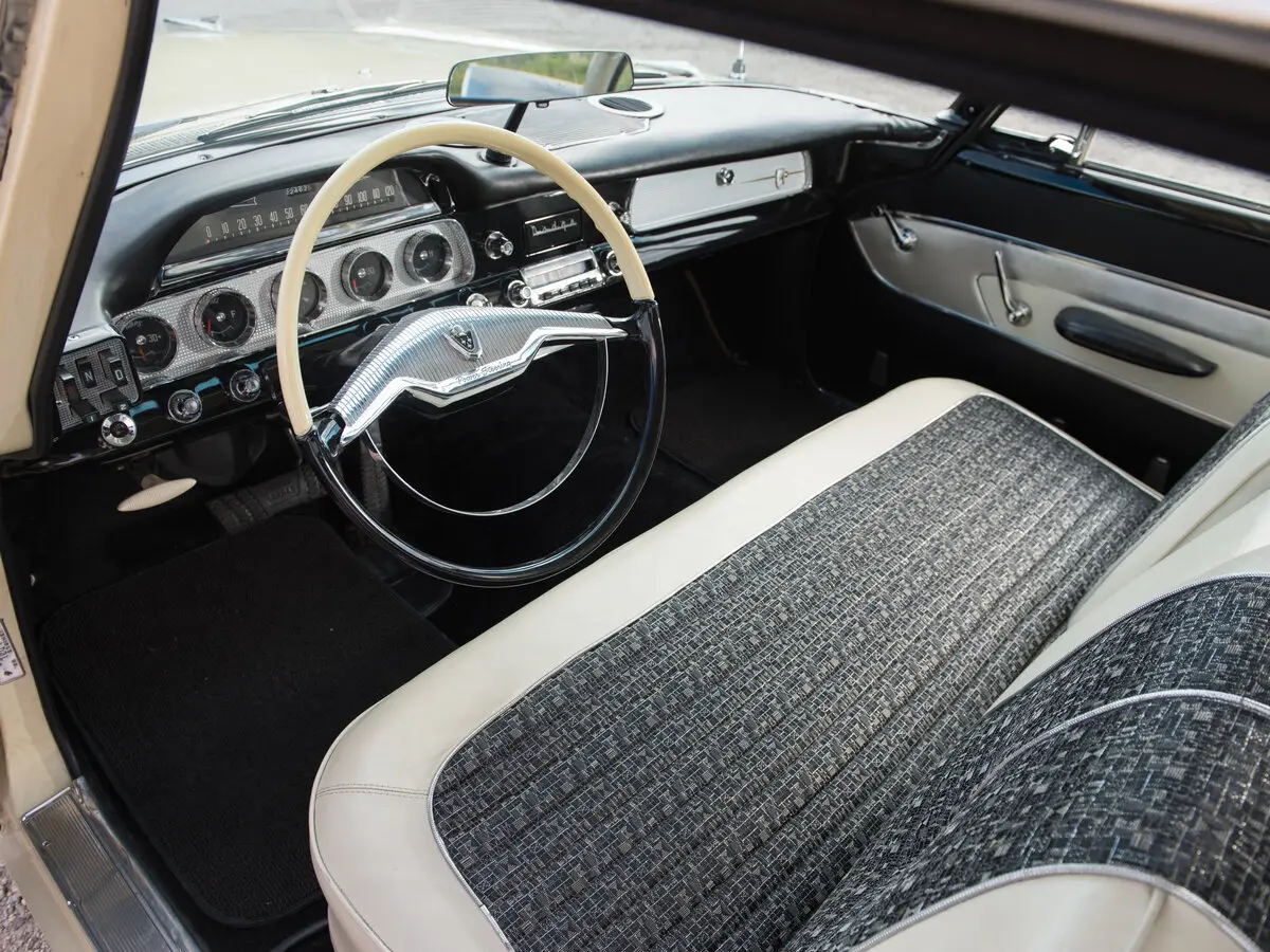 Dodge Custom Royal II Купе — photo 5