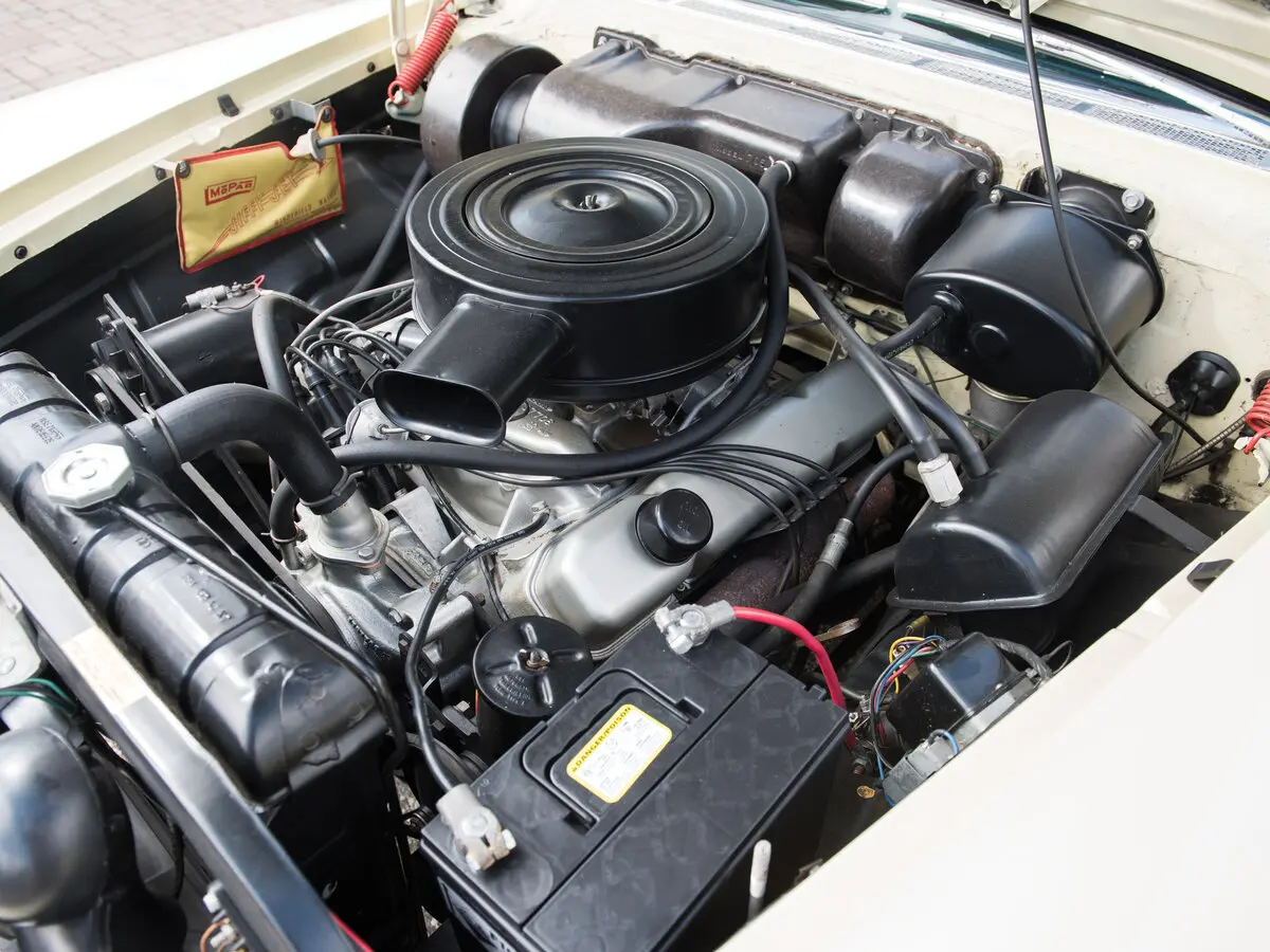 Dodge Custom Royal II Купе — photo 7