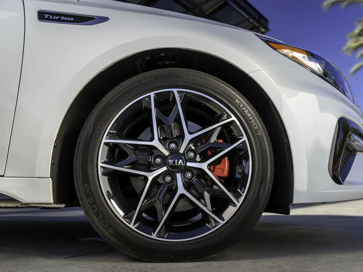 Kia Optima IV Рестайлинг Седан — фото 13