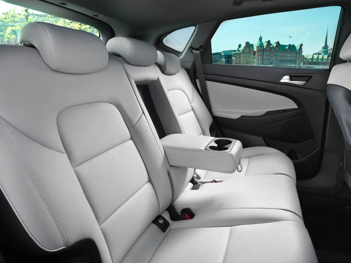 Hyundai Tucson III Рестайлинг Внедорожник 5 дв. — сүрөт 10
