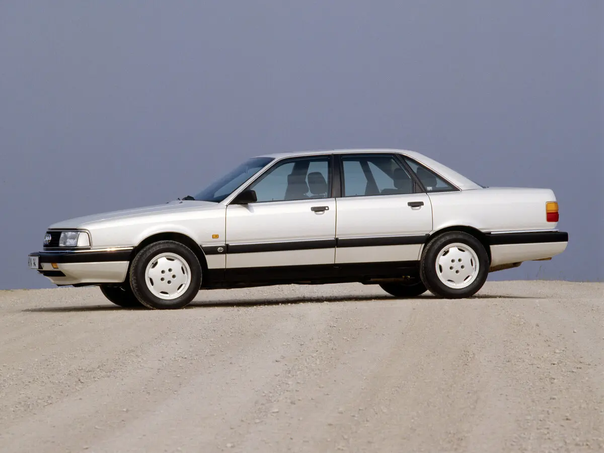 Audi 200 II (C3) Рестайлинг Седан — сүрөт 2