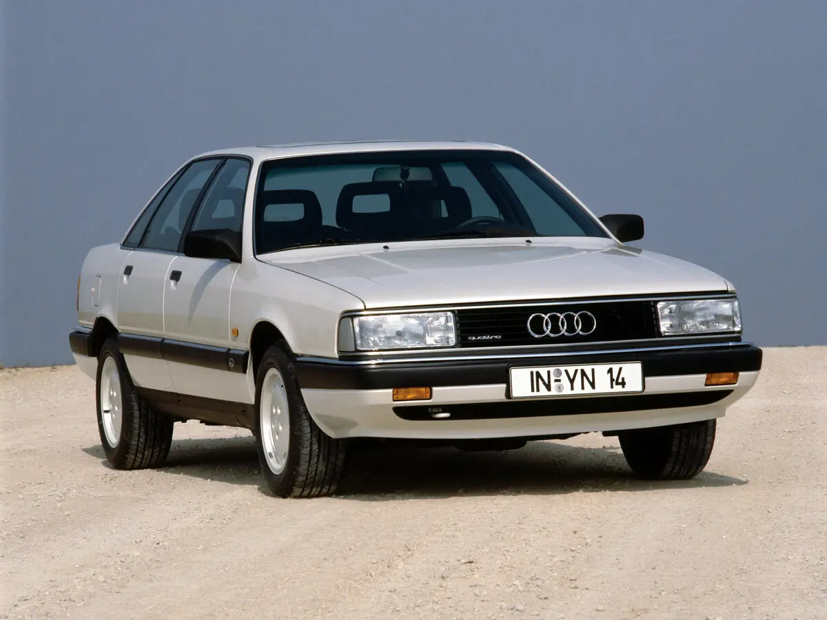 Audi 200 II (C3) Рестайлинг Седан — сүрөт 3