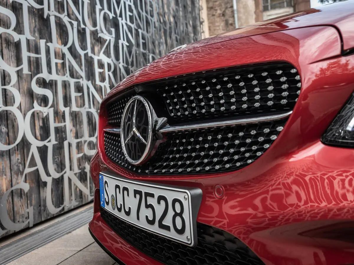 Mercedes-Benz C-Класс IV (W205) Рестайлинг Купе — сүрөт 16