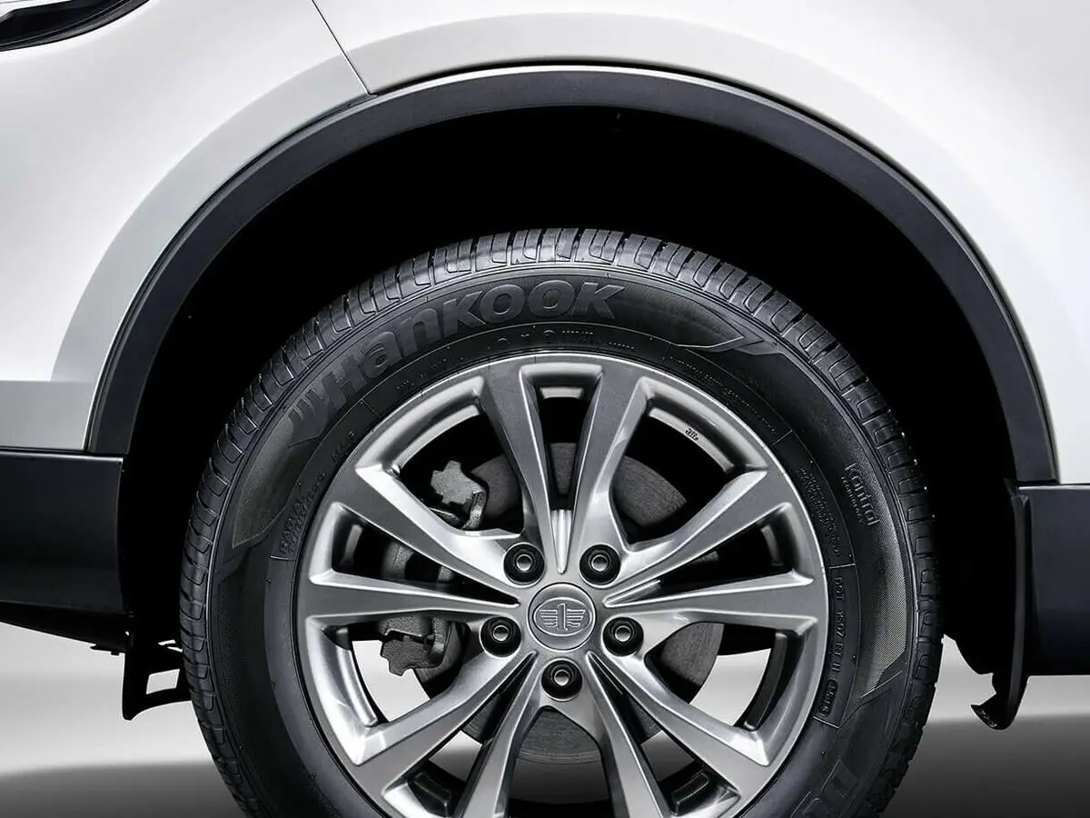 FAW Besturn X80 I Рестайлинг Внедорожник 5 дв. — сүрөт 15