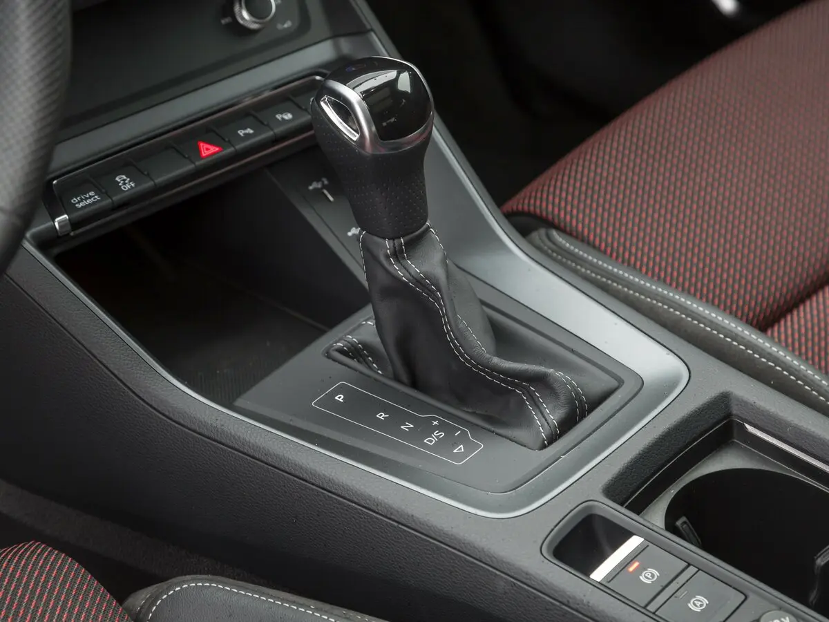 Audi Q3 II (F3) Внедорожник 5 дв. — photo 25