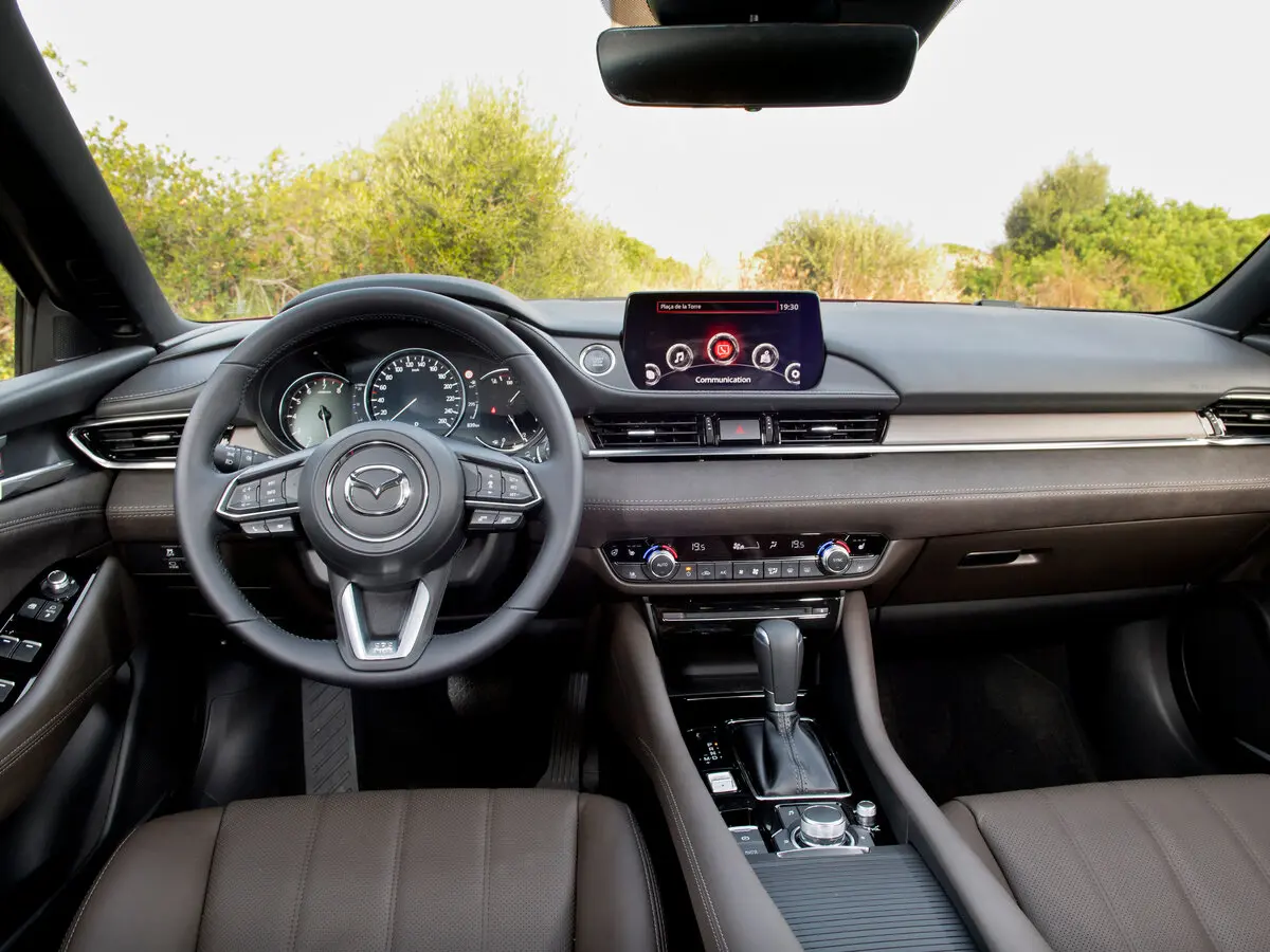 Mazda 6 III (GJ) Рестайлинг 2 Универсал 5 дв. — фото 6