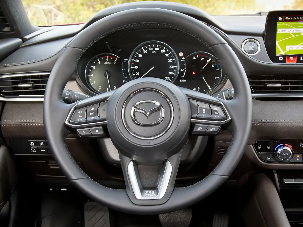 Mazda 6 III (GJ) Рестайлинг 2 Универсал 5 дв. — фото 10