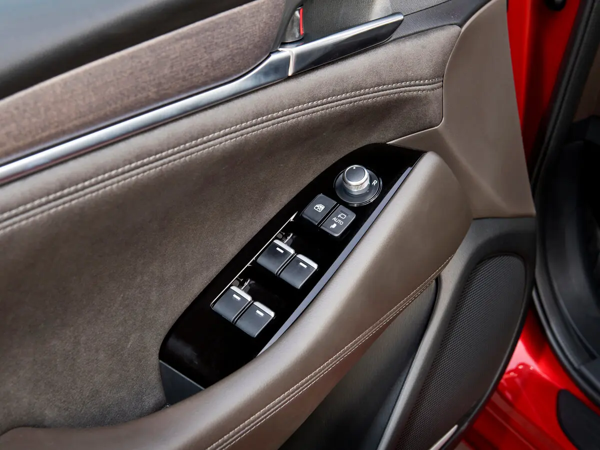 Mazda 6 III (GJ) Рестайлинг 2 Универсал 5 дв. — фото 12