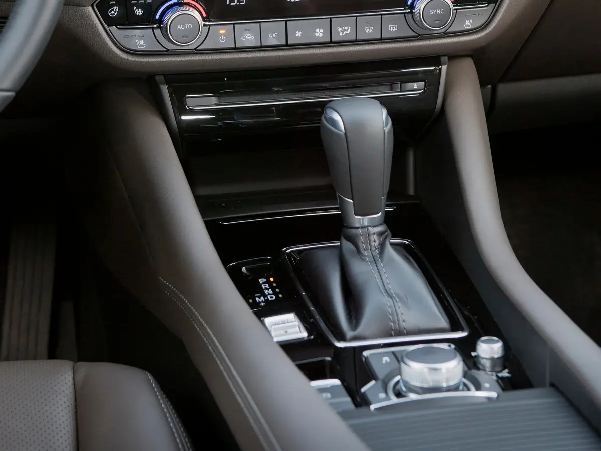 Mazda 6 III (GJ) Рестайлинг 2 Универсал 5 дв. — фото 13