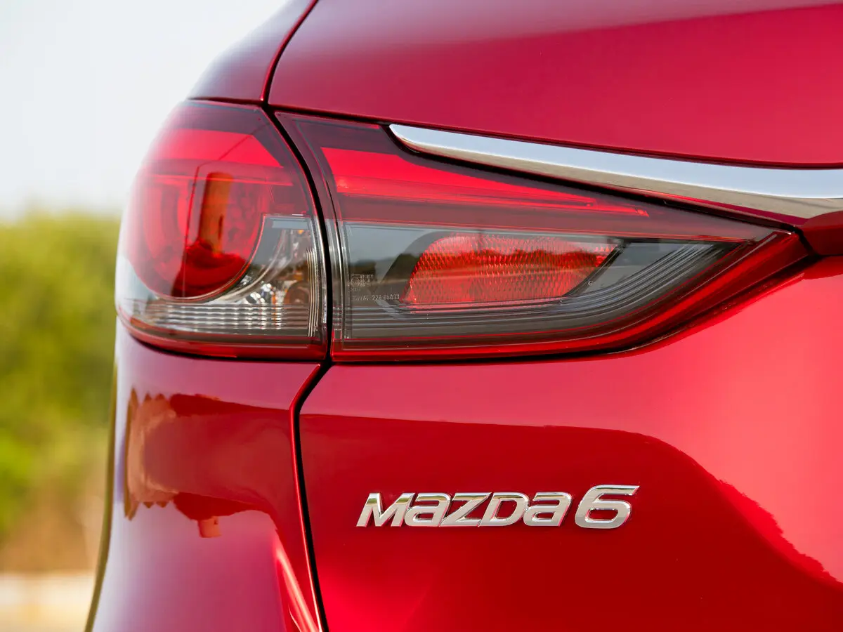 Mazda 6 III (GJ) Рестайлинг 2 Универсал 5 дв. — фото 15