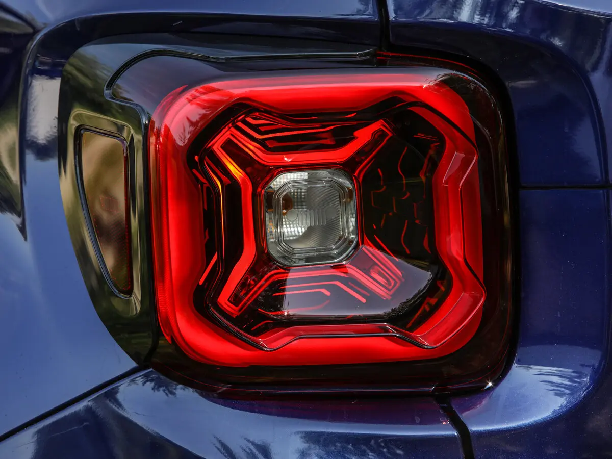 Jeep Renegade I Рестайлинг Внедорожник 5 дв. — сүрөт 11