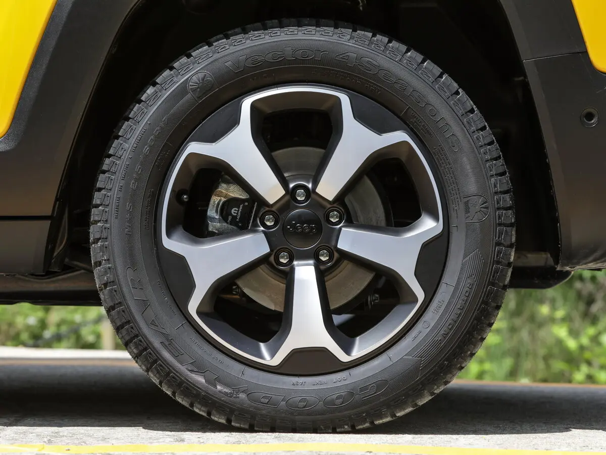Jeep Renegade I Рестайлинг Внедорожник 5 дв. — сүрөт 14