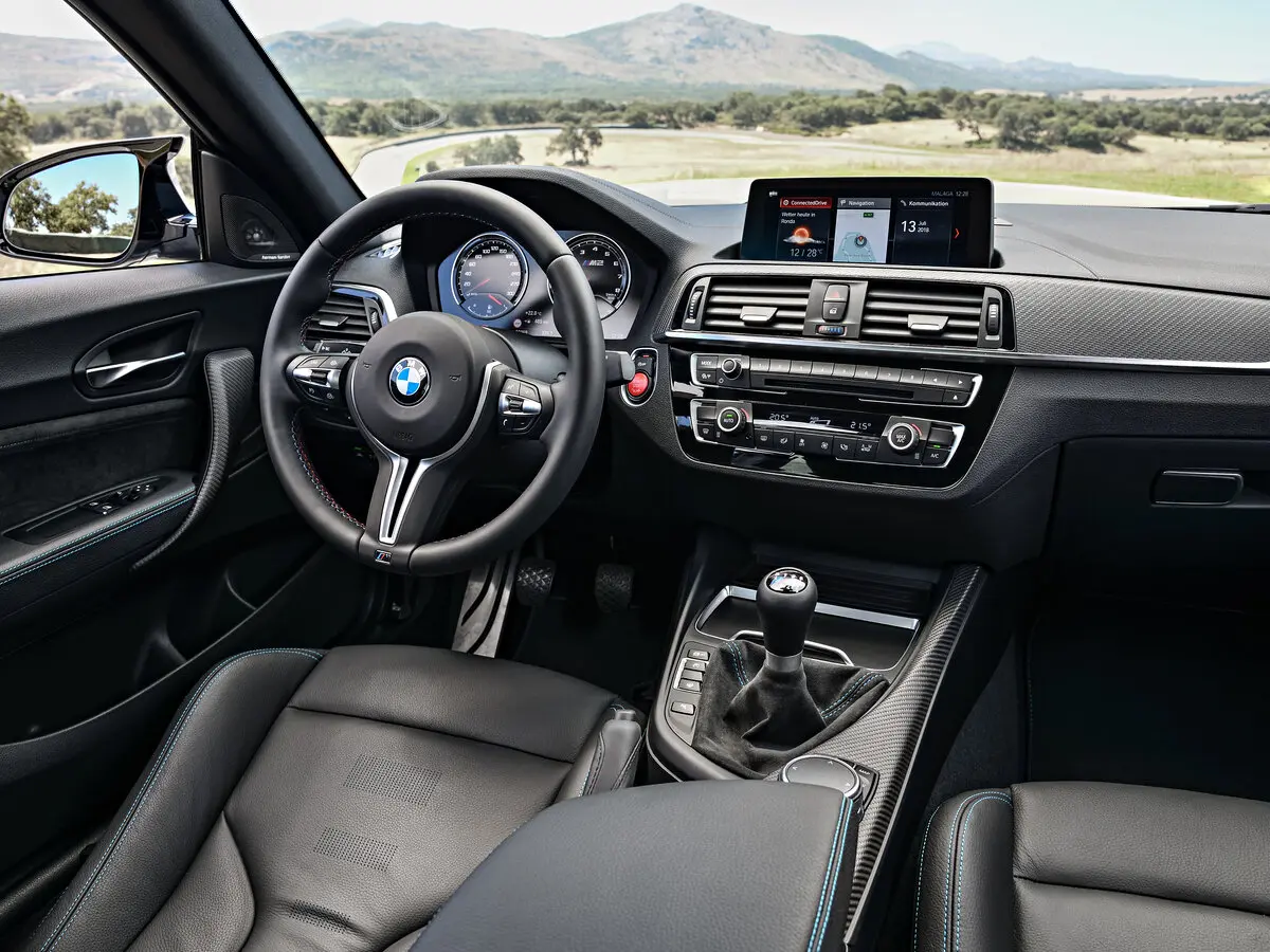 BMW M2 F87 Рестайлинг Купе — photo 7