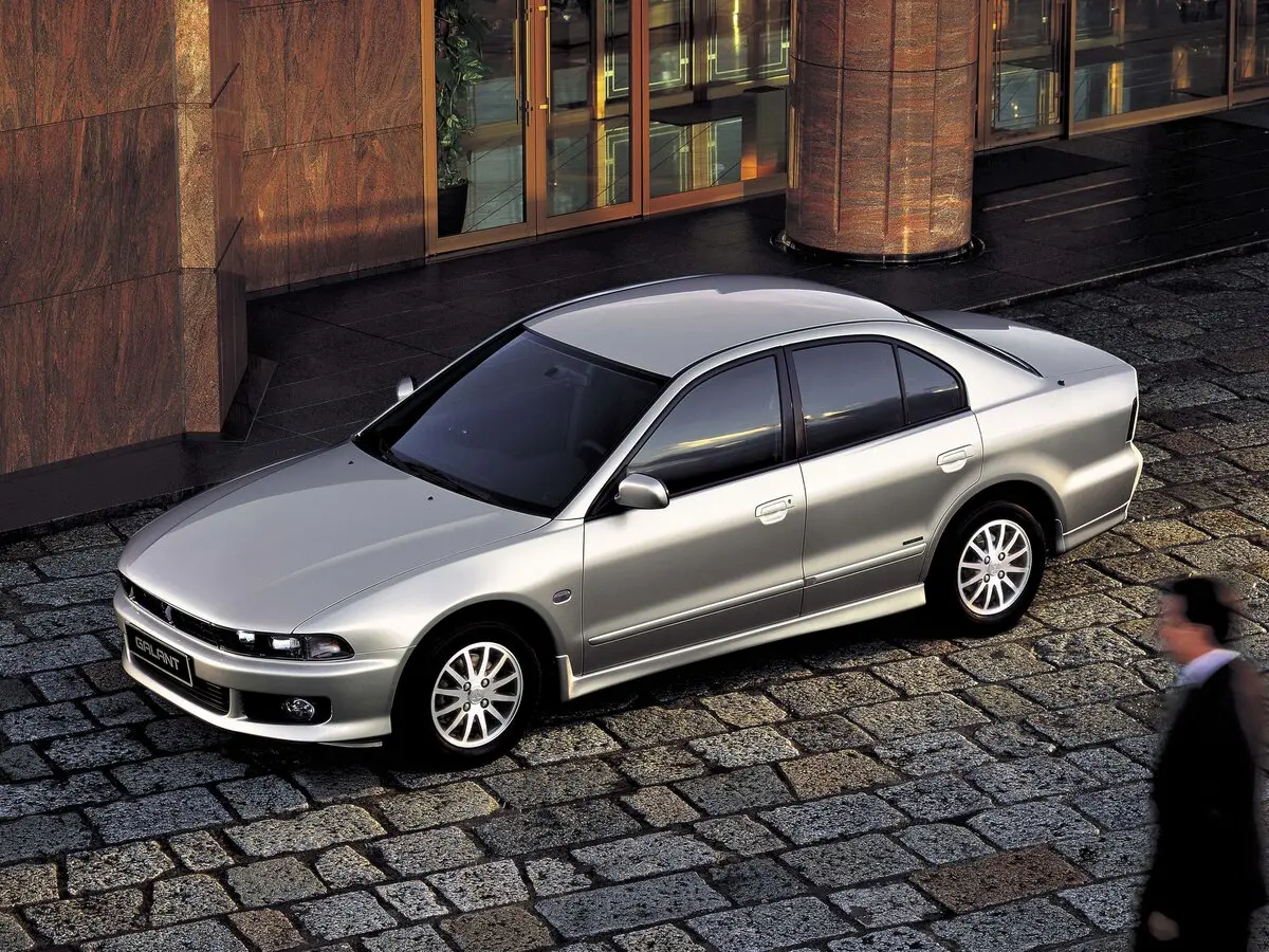 Mitsubishi Galant VIII Рестайлинг Седан