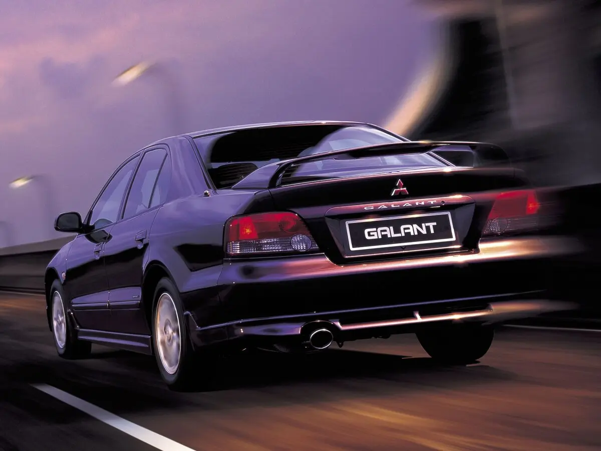 Mitsubishi Galant VIII Рестайлинг Седан — сүрөт 5
