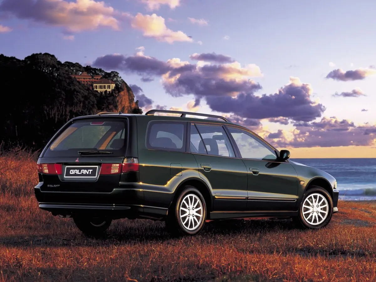 Mitsubishi Galant VIII Рестайлинг Универсал 5 дв. — сүрөт 3