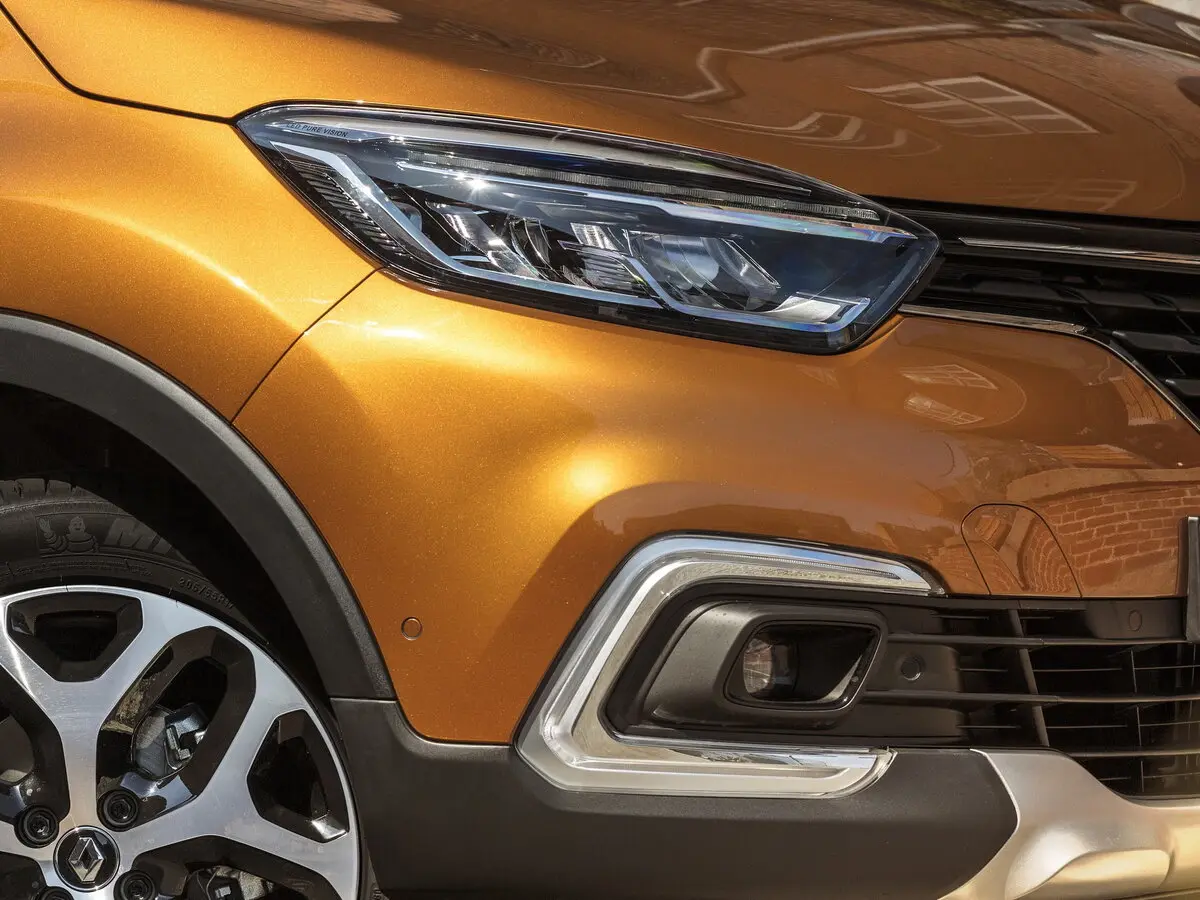 Renault Captur I Рестайлинг Внедорожник 5 дв. — сүрөт 11