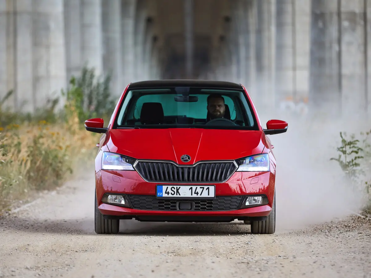 Skoda Fabia III Рестайлинг Хэтчбек 5 дв. — фото 3