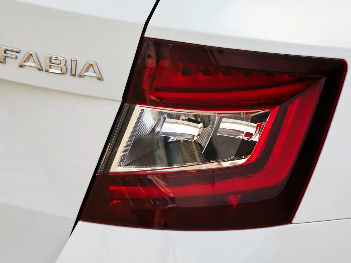 Skoda Fabia III Рестайлинг Универсал 5 дв. — фото 16