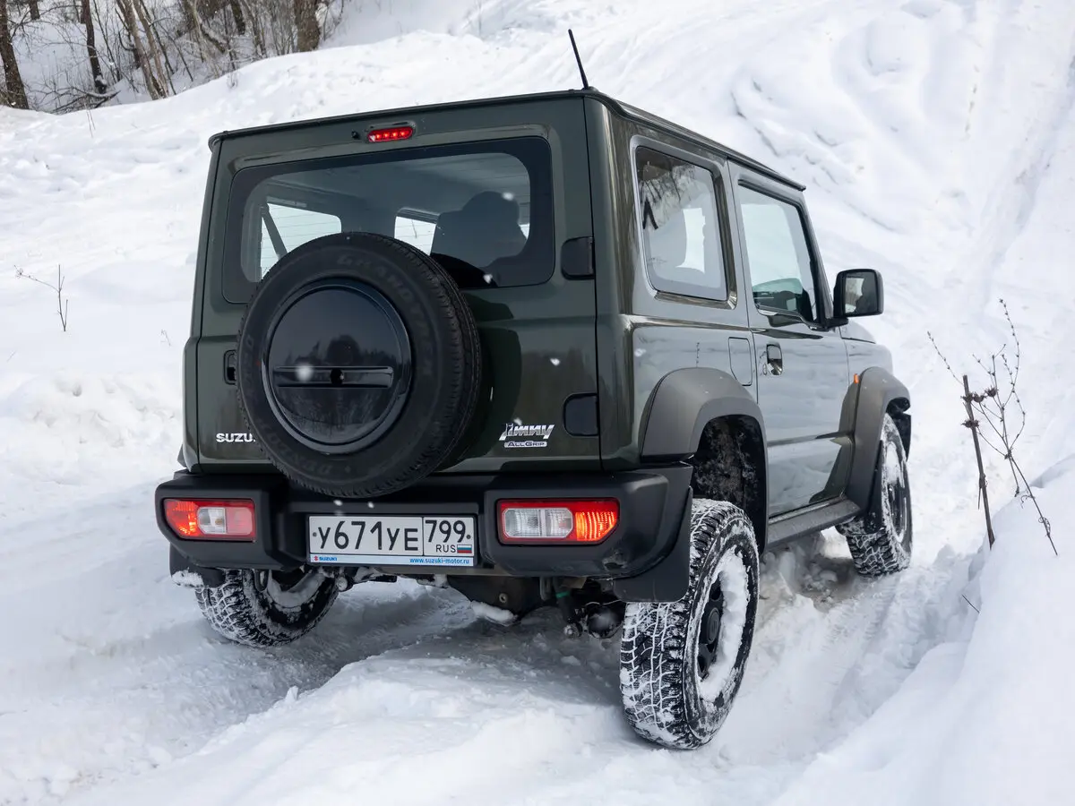 Suzuki Jimny IV Внедорожник 3 дв. — фото 22