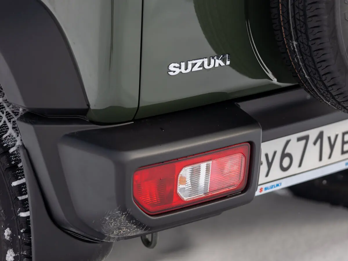 Suzuki Jimny IV Внедорожник 3 дв. — фото 33