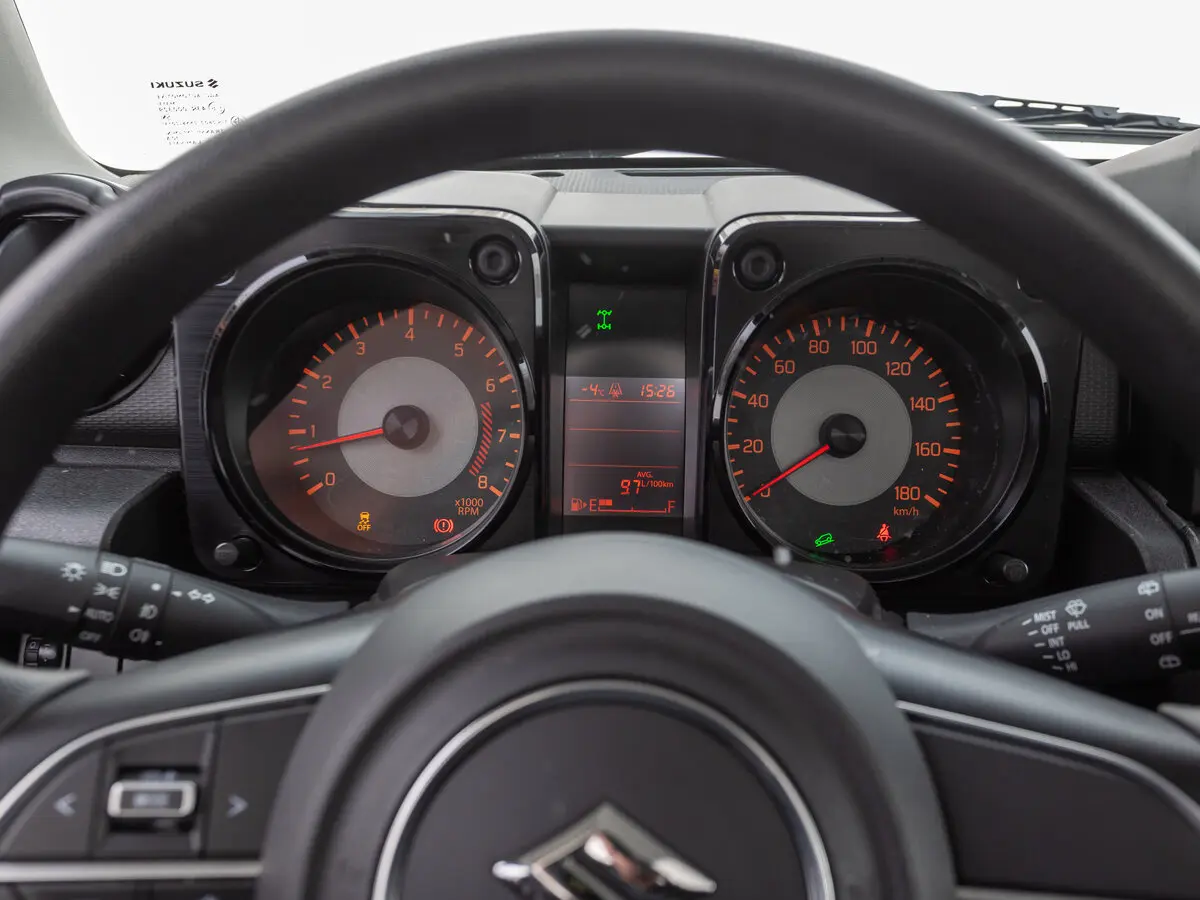 Suzuki Jimny IV Внедорожник 3 дв. — фото 34