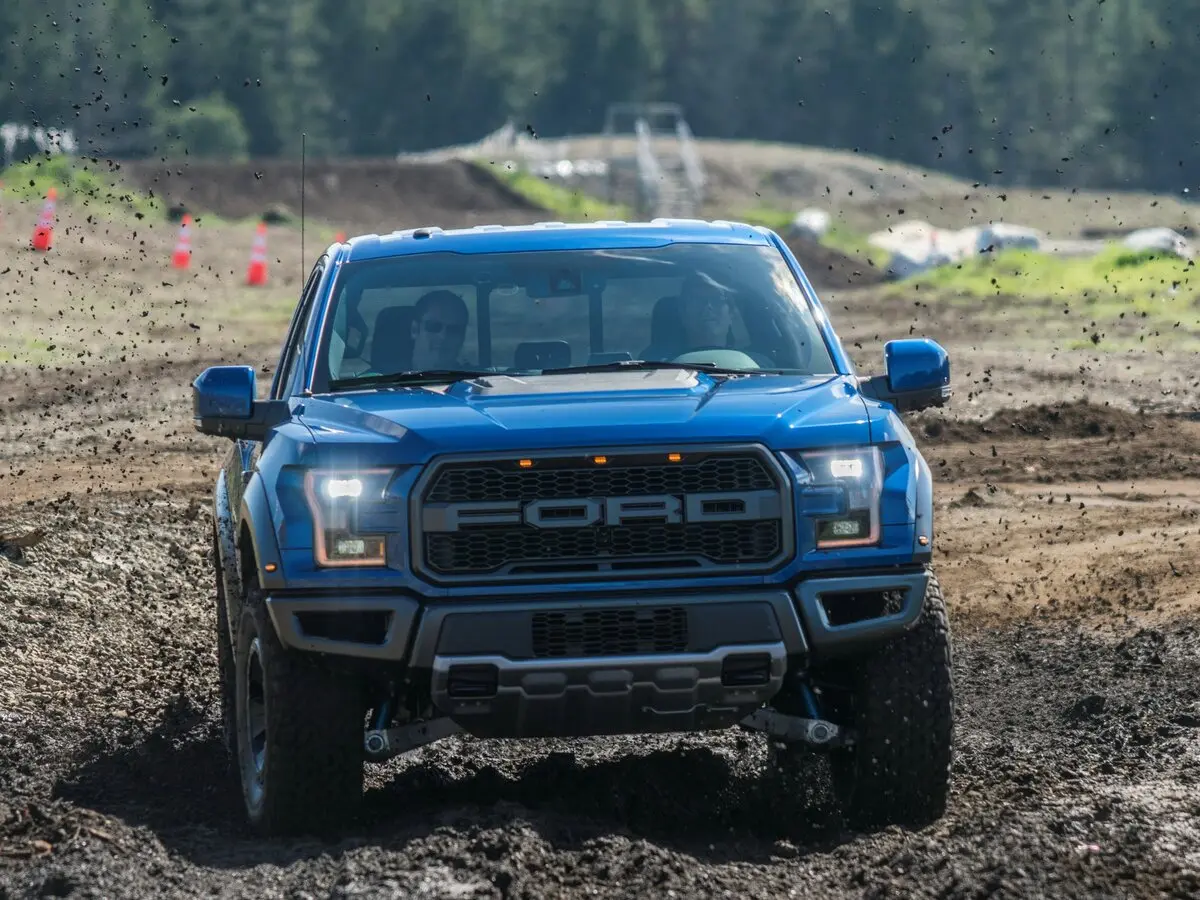 Ford F-150 XIII Пикап Полуторная кабина Raptor SuperCab — фото 3